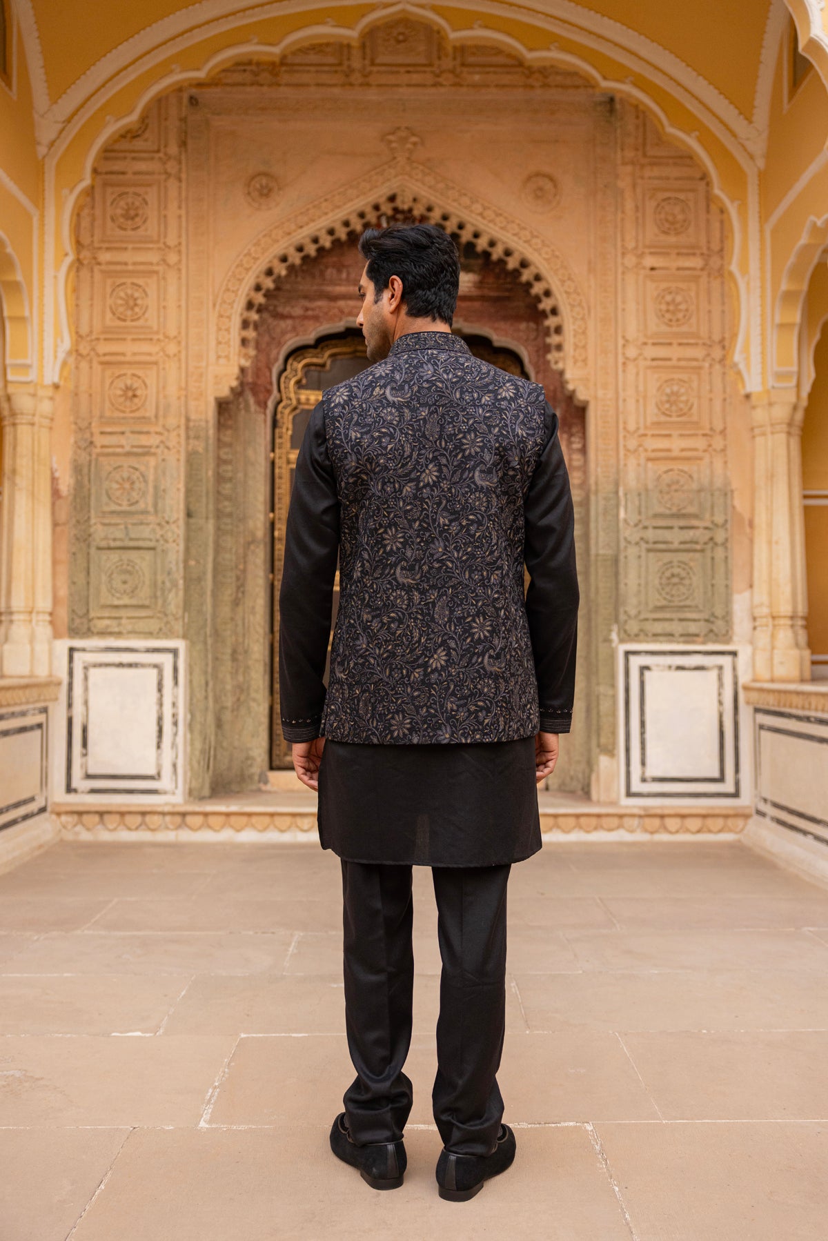 Black/Grey Kurta Bundi Set