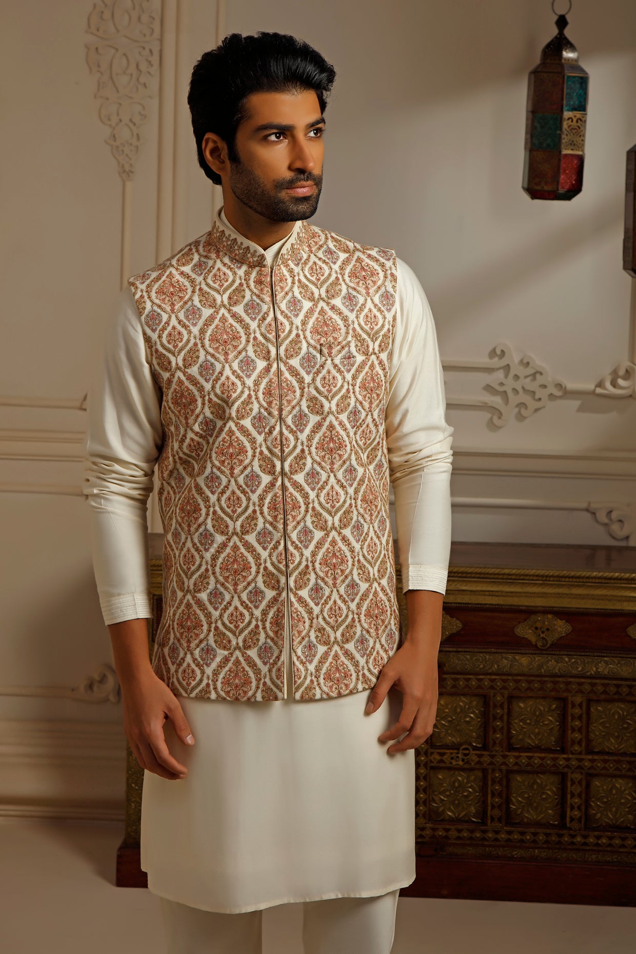 Cream Pashmina Blend Fabric Kashmiri Embroidered Bundi Jacket Set