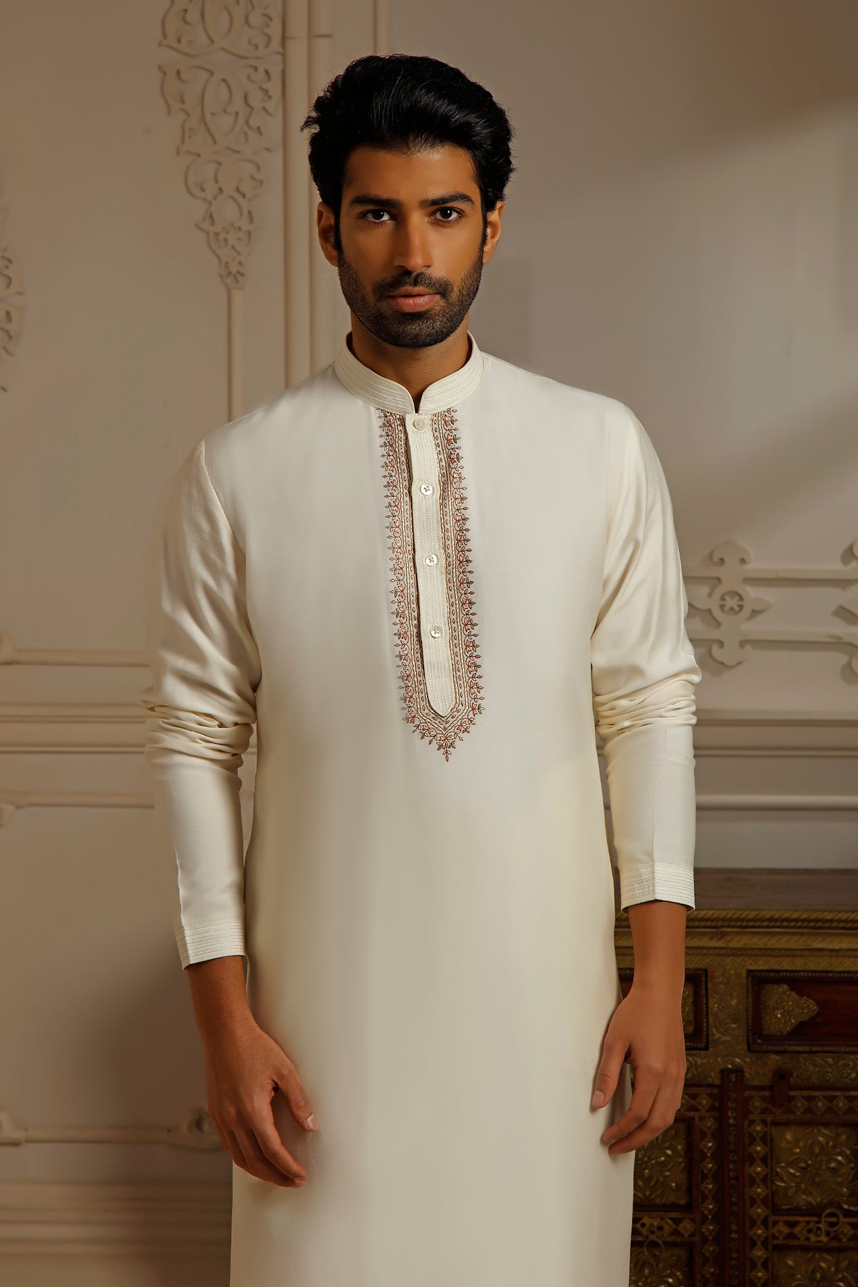 Cream Pashmina Blend Fabric Kashmiri Embroidered Bundi Jacket Set