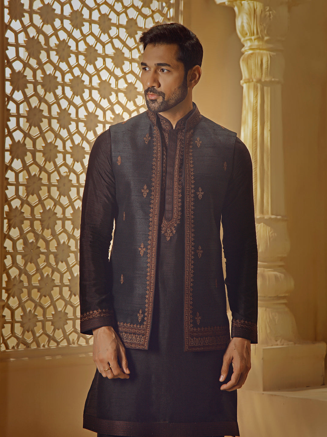 Blue Tilla Embroidery Bundi Set