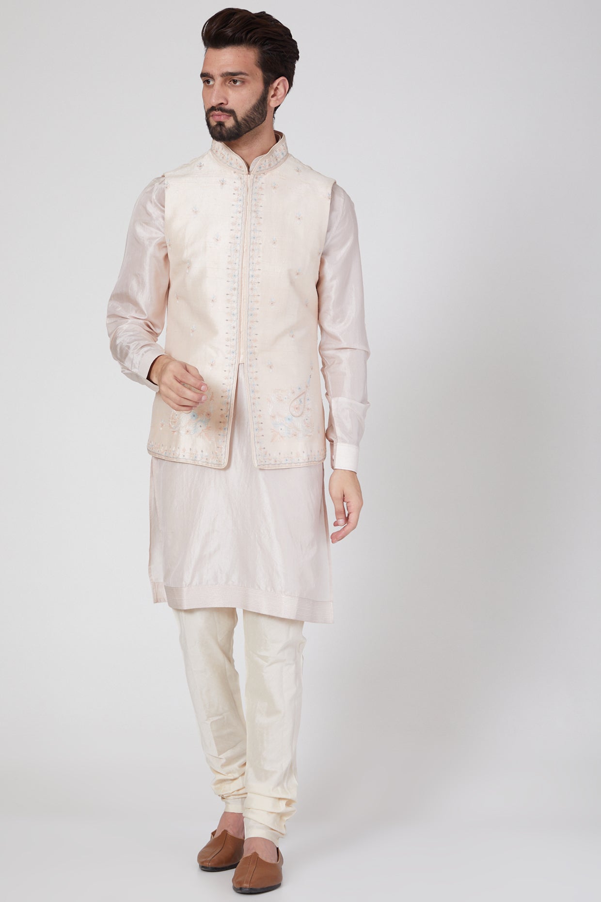 Blush Pink Kurta Set With Bundi Jacket