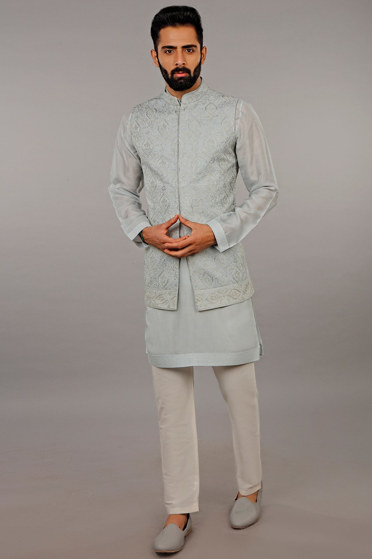 Blue Embroidered Kurta Set With Bundi Jacket