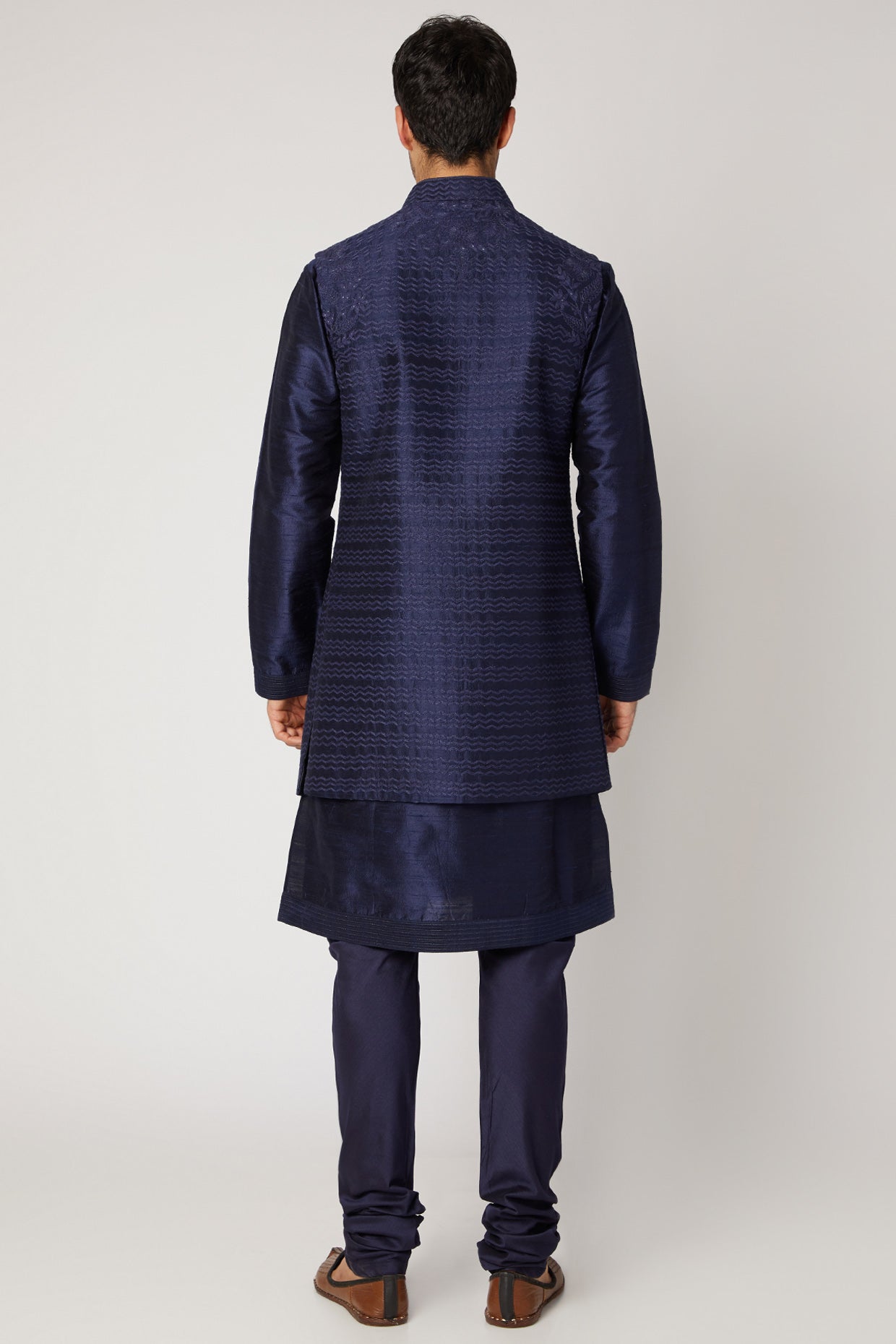 Cobalt Blue Embroidered Kurta Set With Bundi Jacket