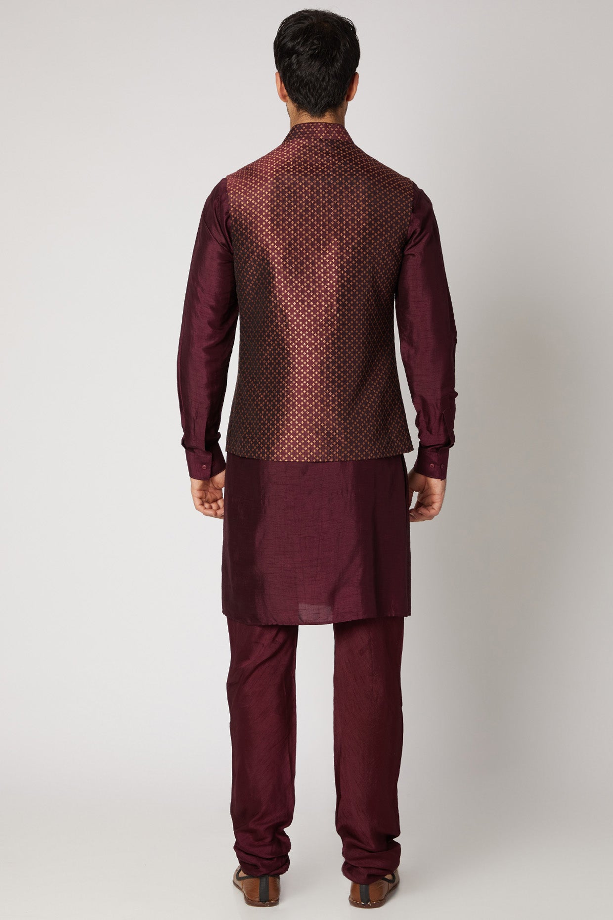 Maroon Silk Kurta Set With Bundi Jacket