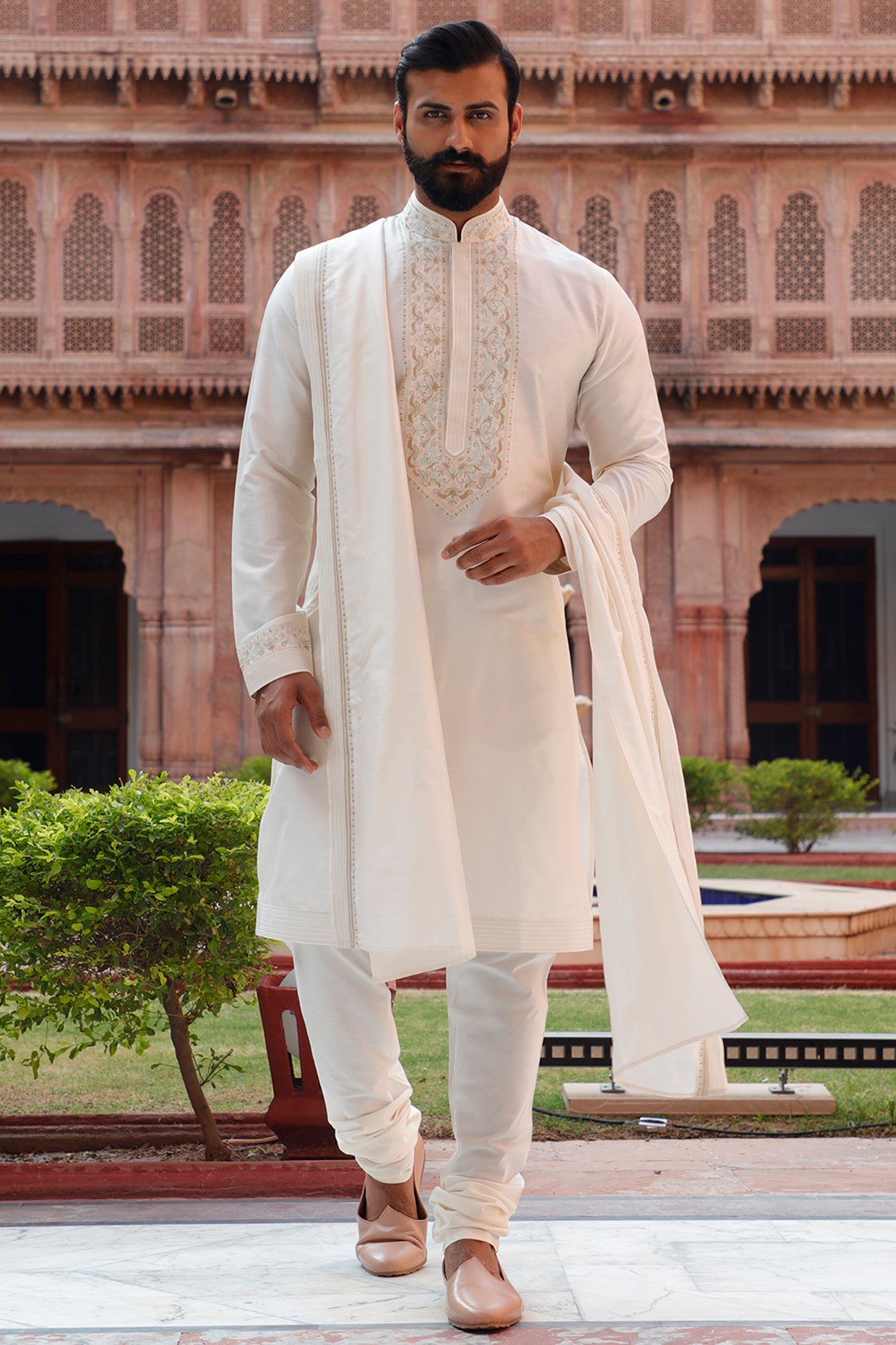 Cream Kashmiri Embroidered Kurta Set