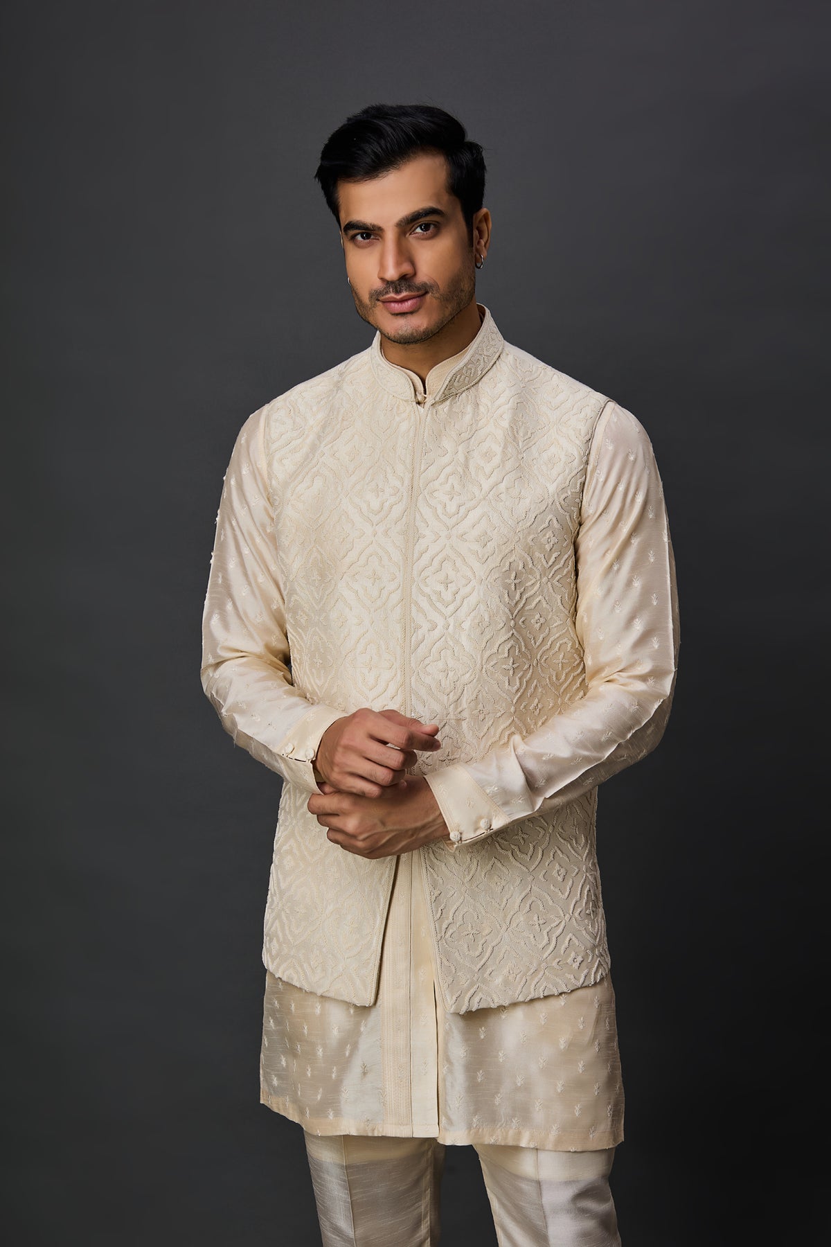 Cream pearl toned kurta bundi set