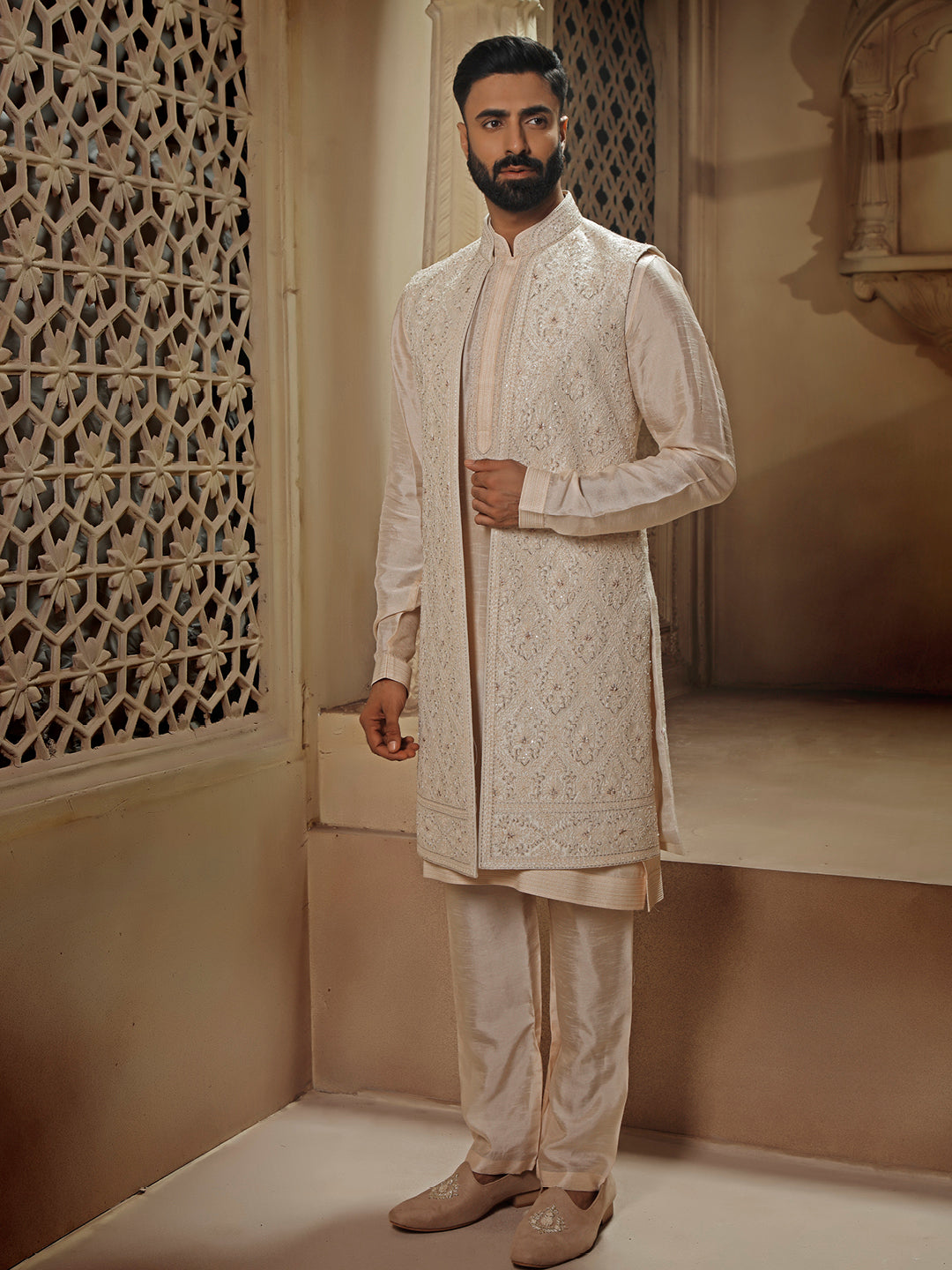 RAWSILK KURTA BUNDI SET WITH MULTI THREAD EMBROIDERY