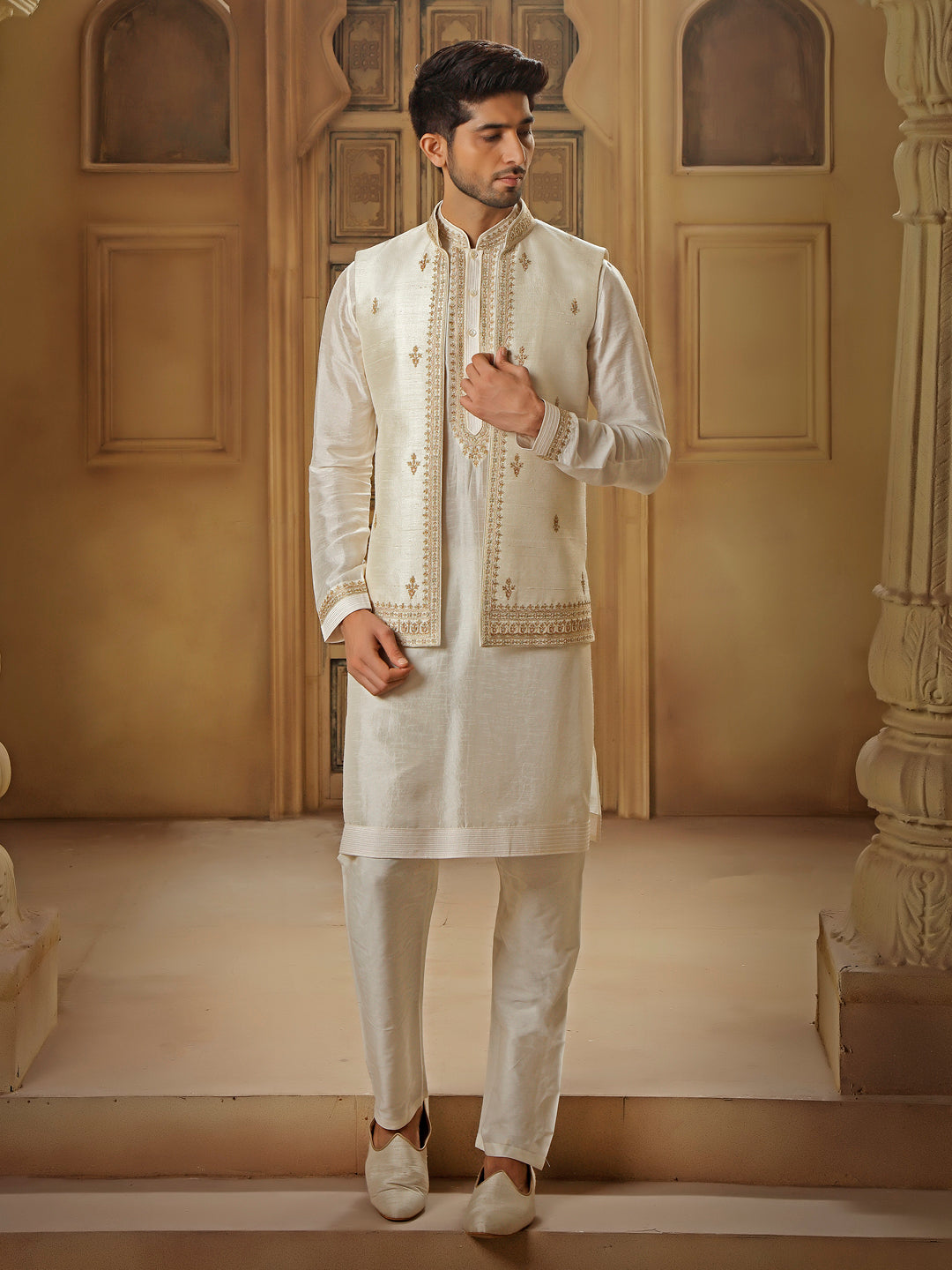 RAWSILK KURTA BUNDI SET WITH GOLD TILLA EMBROIDERY