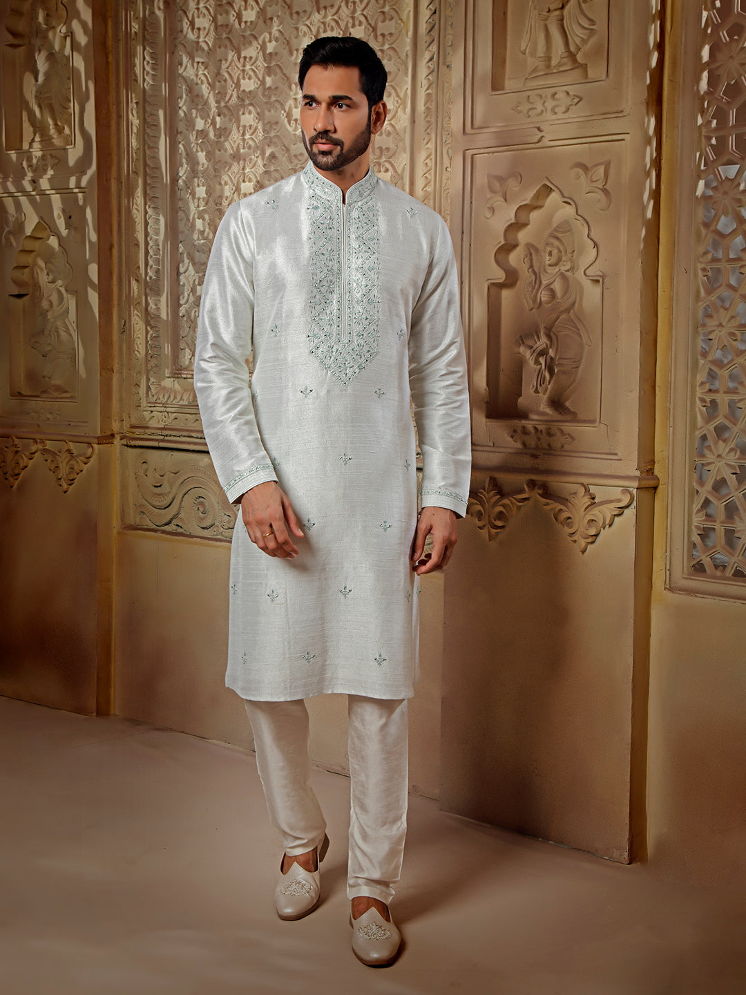 RAWSILK KURTA SET WITH MIRRORWORK EMBROIDERY