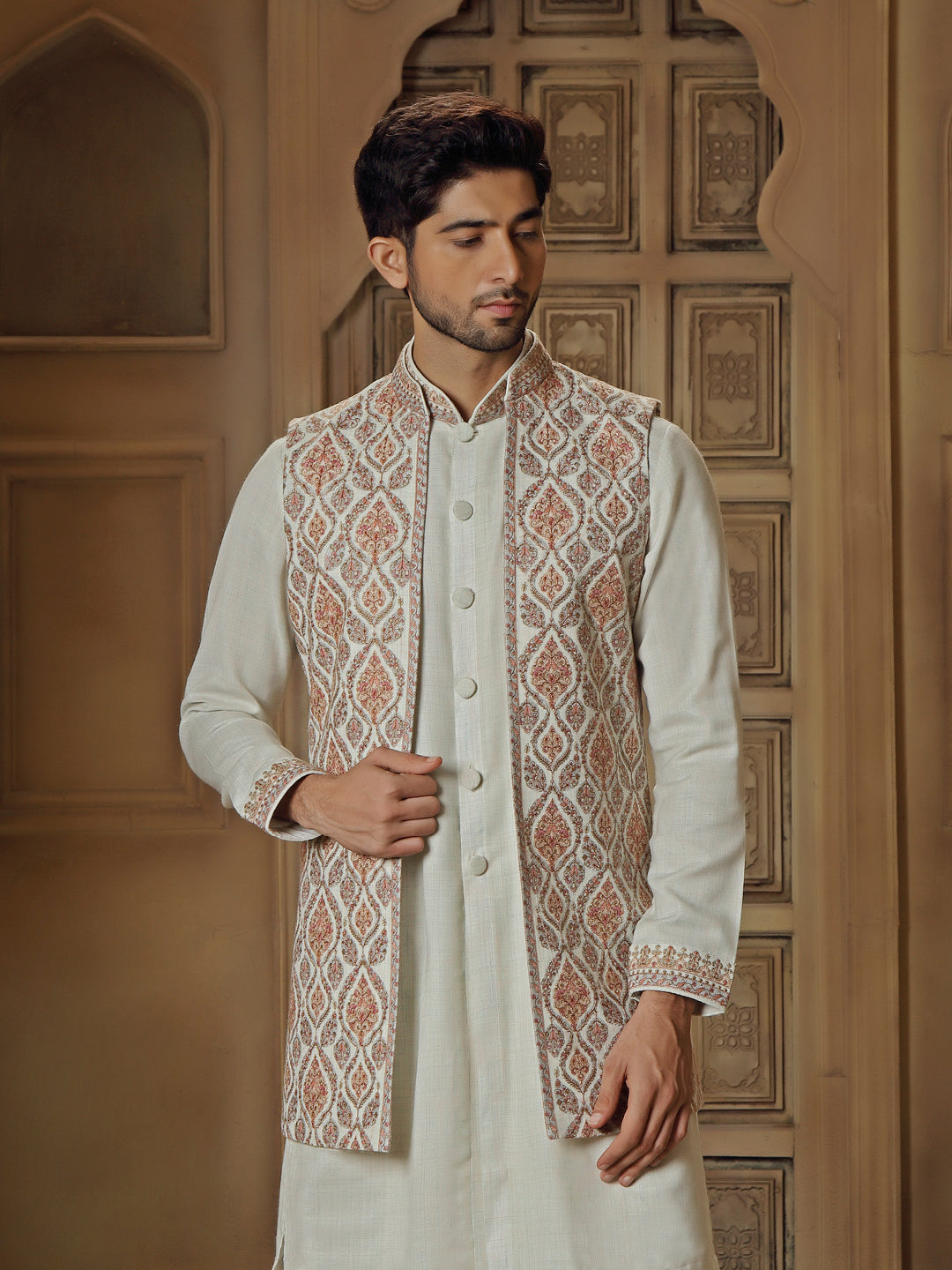 Cream Kashmiri Coaty Set