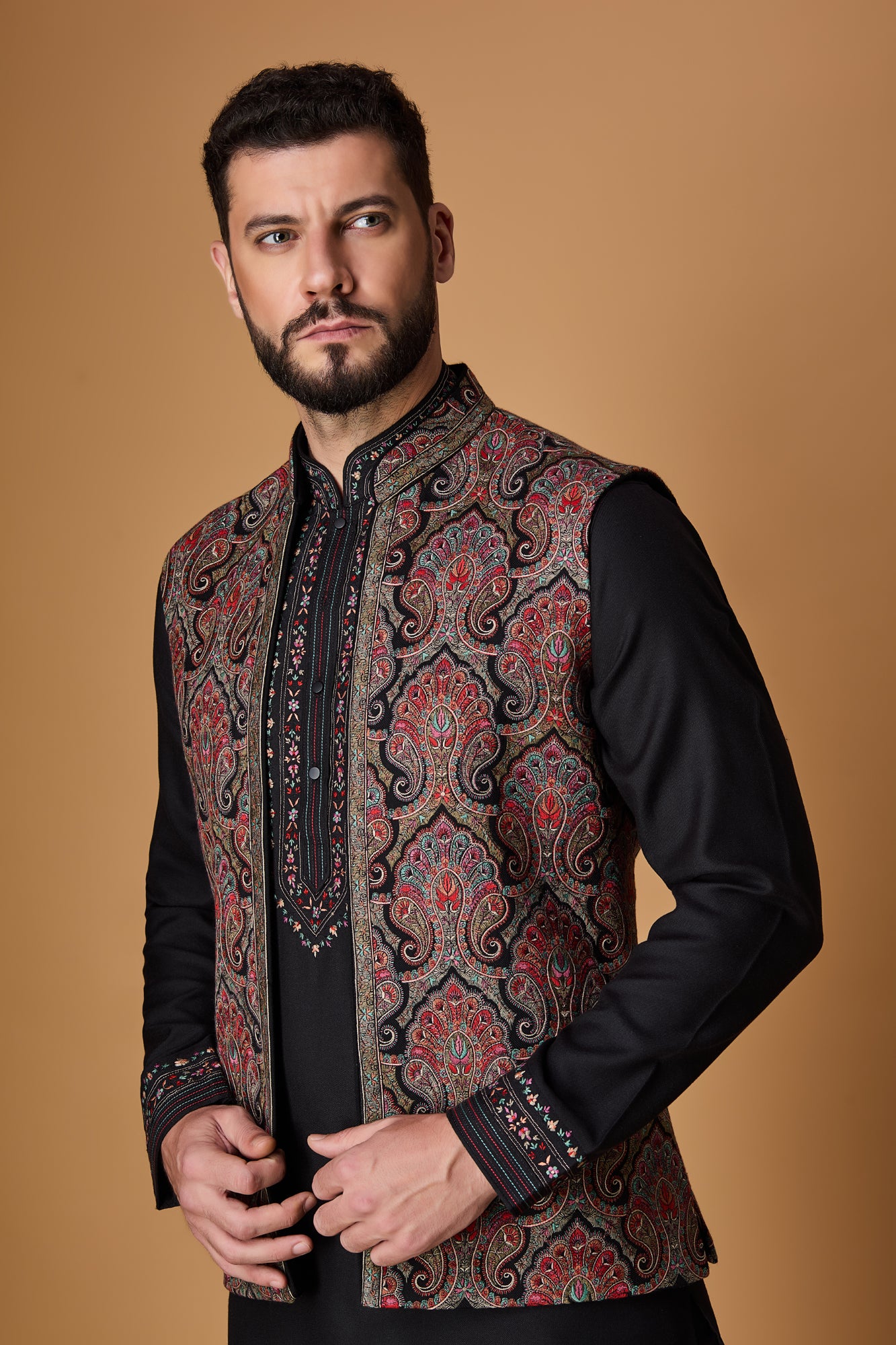 Black Paschmina Bundi Set