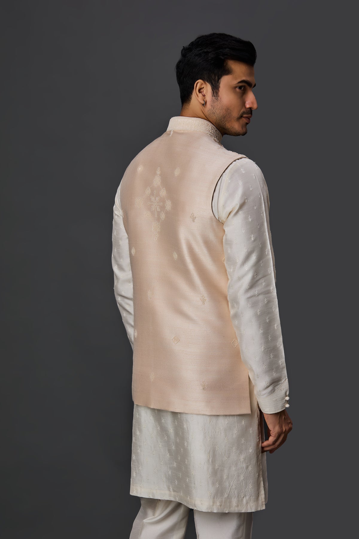Blush pearl toned kurta bundi set